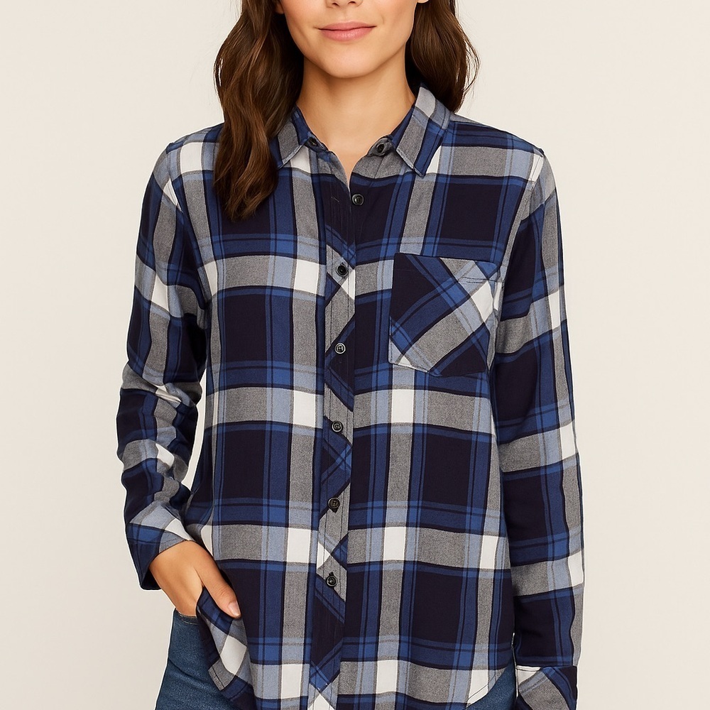 Rails Hunter Navy Sky Plaid Button Down Shirt Women’s Medium Revolve